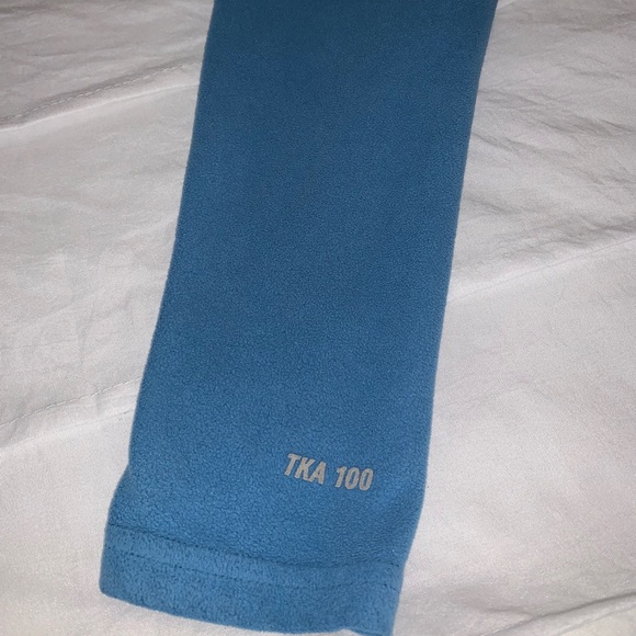 The North Face Fleece Pullover Sweater - Picture 4 of 8